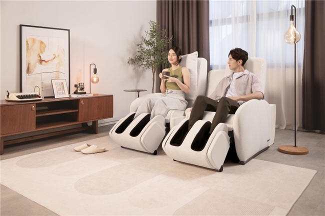 va SOFA沙发天后 引领新年健康新风尚j9九游会俱乐部登录入口OSIM傲胜uDi(图4)