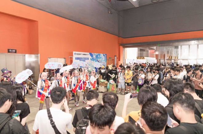 线》的线下活动就跟回家了一样j9国际站每次参加《碧蓝航(图9)